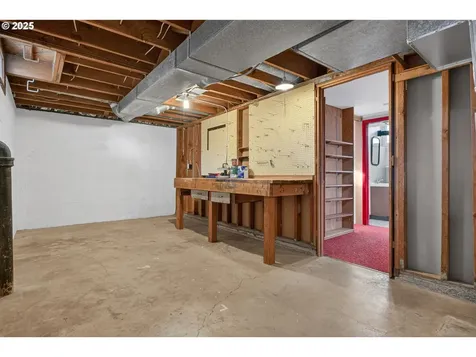 5306 SE 64th Avenue Portland OR 97206