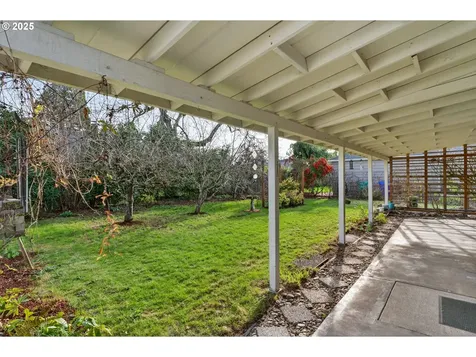 5306 SE 64th Avenue Portland OR 97206
