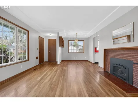 5306 SE 64th Avenue Portland OR 97206