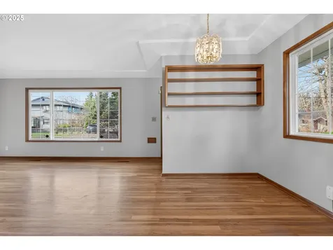 5306 SE 64th Avenue Portland OR 97206
