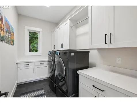 18965 Pilkington Road Lake Oswego OR 97035