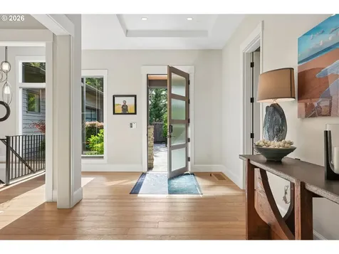 18965 Pilkington Road Lake Oswego OR 97035