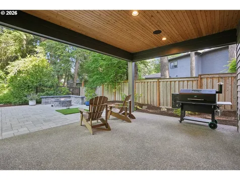 18965 Pilkington Road Lake Oswego OR 97035