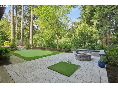 18965 Pilkington Road Lake Oswego OR 97035