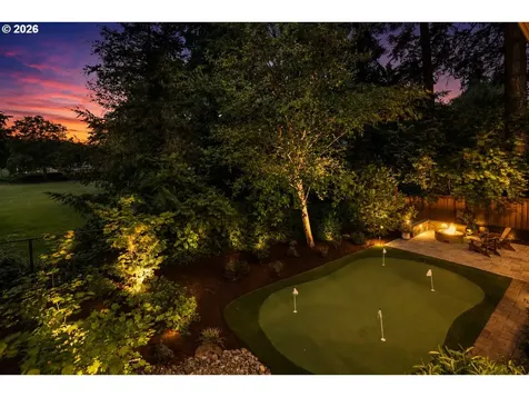 18965 Pilkington Road Lake Oswego OR 97035