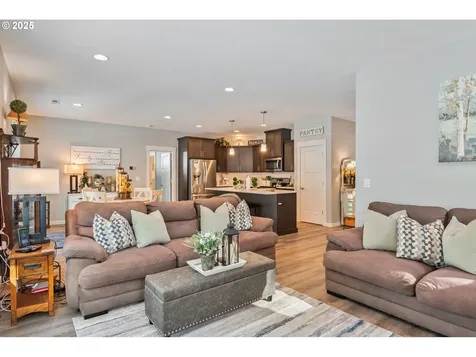 3136 Coal Creek Road Longview WA 98632