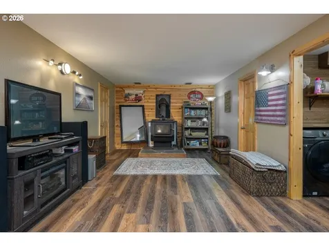 10256 Ridge View Terrace Birkenfeld OR 97016