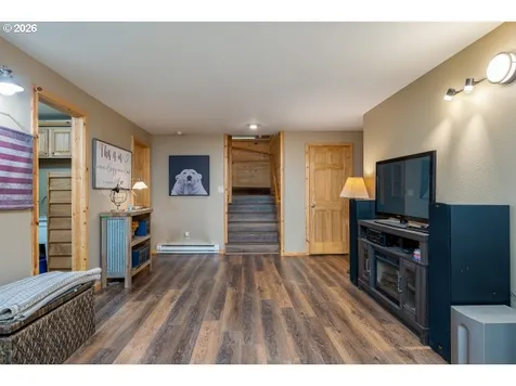 10256 Ridge View Terrace Birkenfeld OR 97016