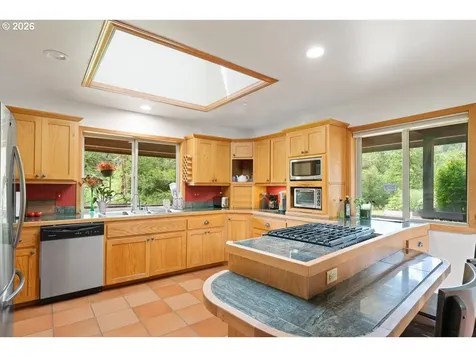 41114 SW Fort Hill Road Willamina OR 97396