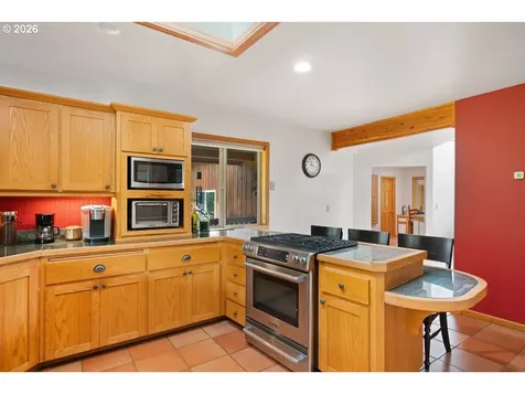 41114 SW Fort Hill Road Willamina OR 97396