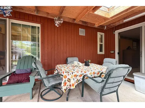 18190 Davis Street Sandy OR 97055