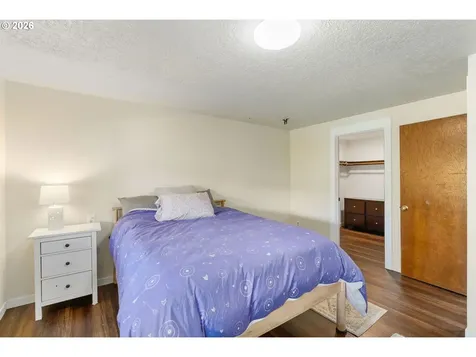 47645 E Columbia River Highway Corbett OR 97019