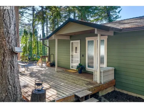 47645 E Columbia River Highway Corbett OR 97019