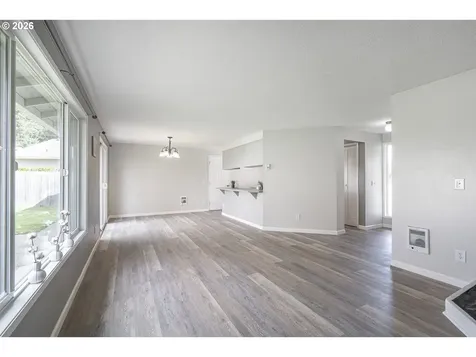 127 SW Poplar Court Mcminnville OR 97128
