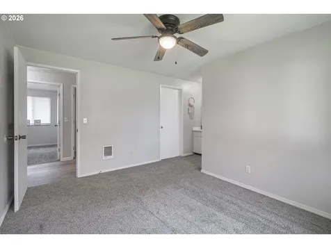 127 SW Poplar Court Mcminnville OR 97128