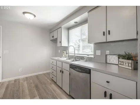 127 SW Poplar Court Mcminnville OR 97128