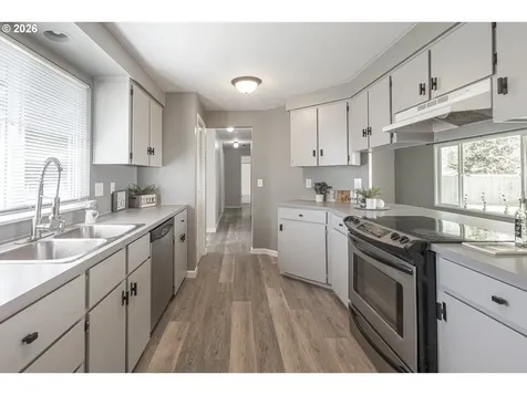 127 SW Poplar Court Mcminnville OR 97128