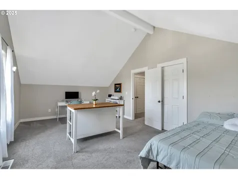 5990 SW Menlo Drive Beaverton OR 97005