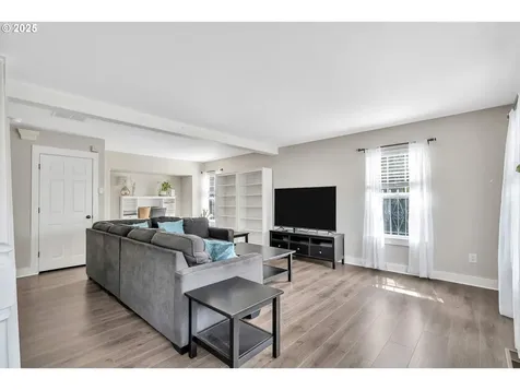 5990 SW Menlo Drive Beaverton OR 97005