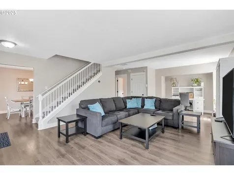 5990 SW Menlo Drive Beaverton OR 97005