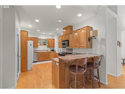 233 Keystone Way Eagle Point OR 97524
