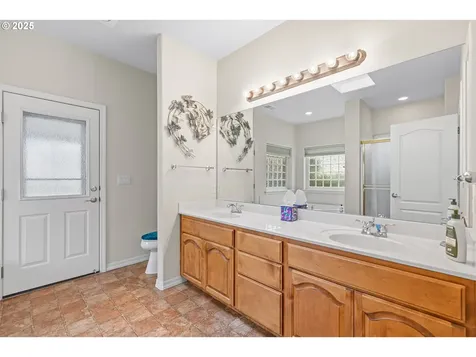 233 Keystone Way Eagle Point OR 97524