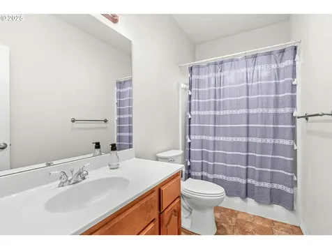 233 Keystone Way Eagle Point OR 97524