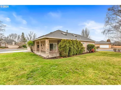 233 Keystone Way Eagle Point OR 97524
