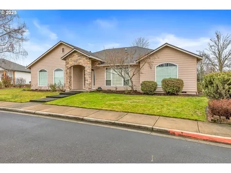 233 Keystone Way Eagle Point OR 97524