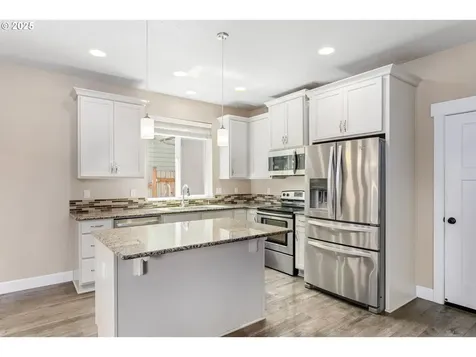 124 NE Megan Drive Estacada OR 97023