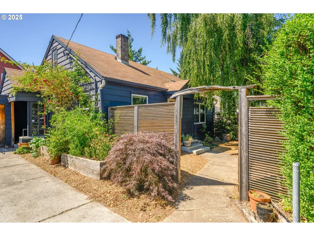 5525 NE 45th Avenue Portland OR 97218
