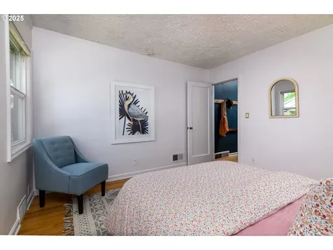 5525 NE 45th Avenue Portland OR 97218