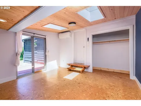 5525 NE 45th Avenue Portland OR 97218