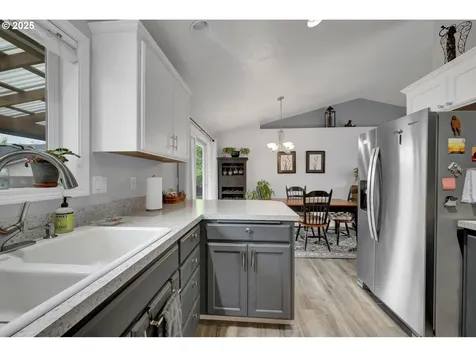 958 Bush Lane Creswell OR 97426