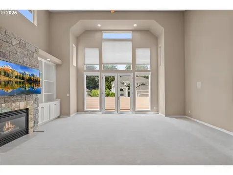 1318 NW Slocum Way Portland OR 97229