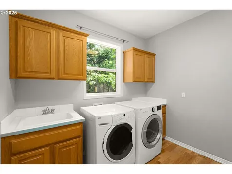 1318 NW Slocum Way Portland OR 97229