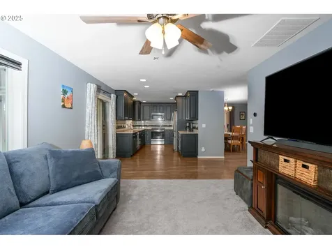 2000 Cougar Avenue SW Albany OR 97321