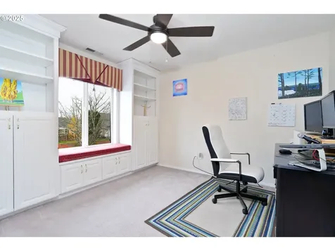 2000 Cougar Avenue SW Albany OR 97321