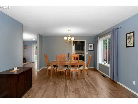 2000 Cougar Avenue SW Albany OR 97321