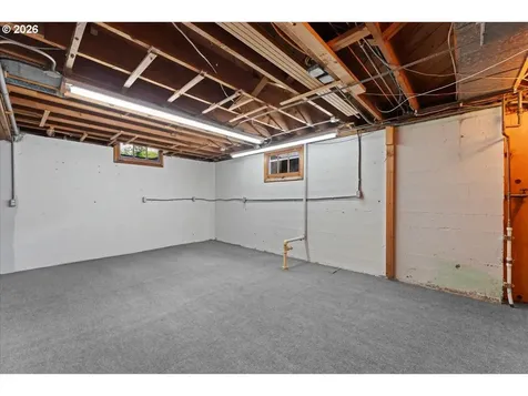 6900 SW 4th Avenue Portland OR 97219