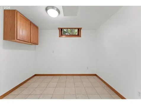 6900 SW 4th Avenue Portland OR 97219