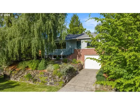 6900 SW 4th Avenue Portland OR 97219