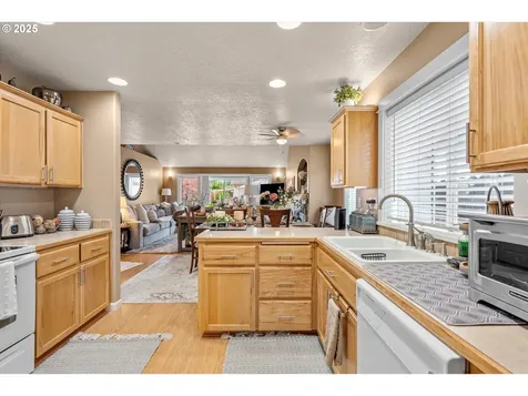 3806 NE 206th Avenue Fairview OR 97024