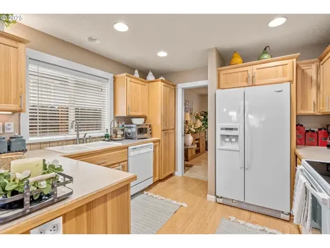 3806 NE 206th Avenue Fairview OR 97024