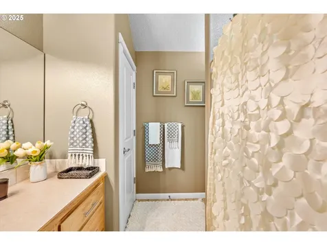 3806 NE 206th Avenue Fairview OR 97024