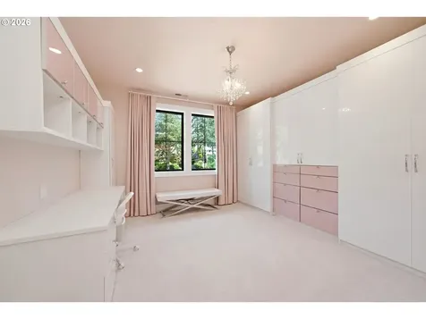 14760 Uplands Drive Lake Oswego OR 97034