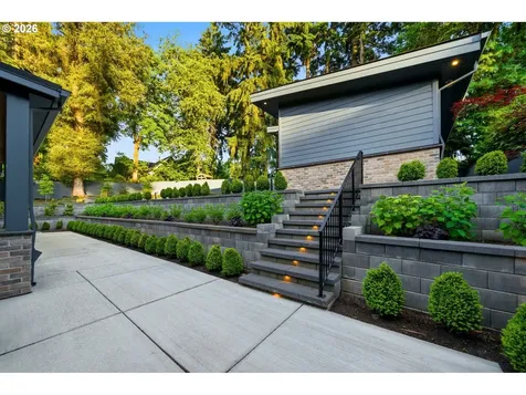 14760 Uplands Drive Lake Oswego OR 97034