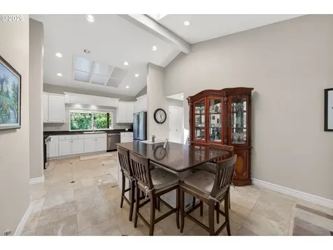 3782 Del Rio Road Roseburg OR 97471