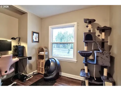 390 W Arlington Street Gladstone OR 97027