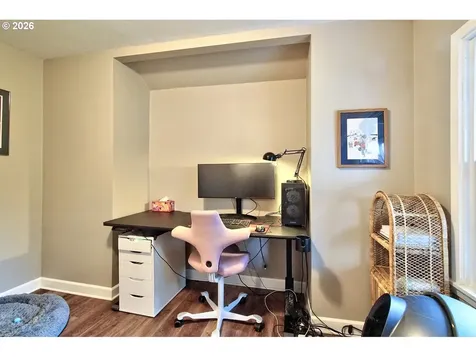 390 W Arlington Street Gladstone OR 97027